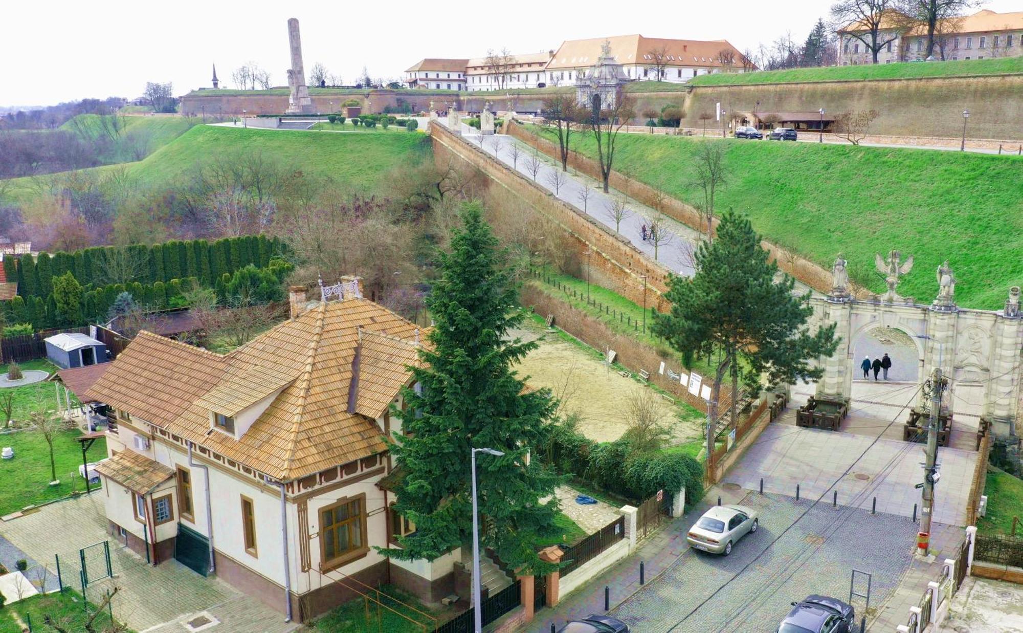 La Poarta Cetatii * Alba Iulia