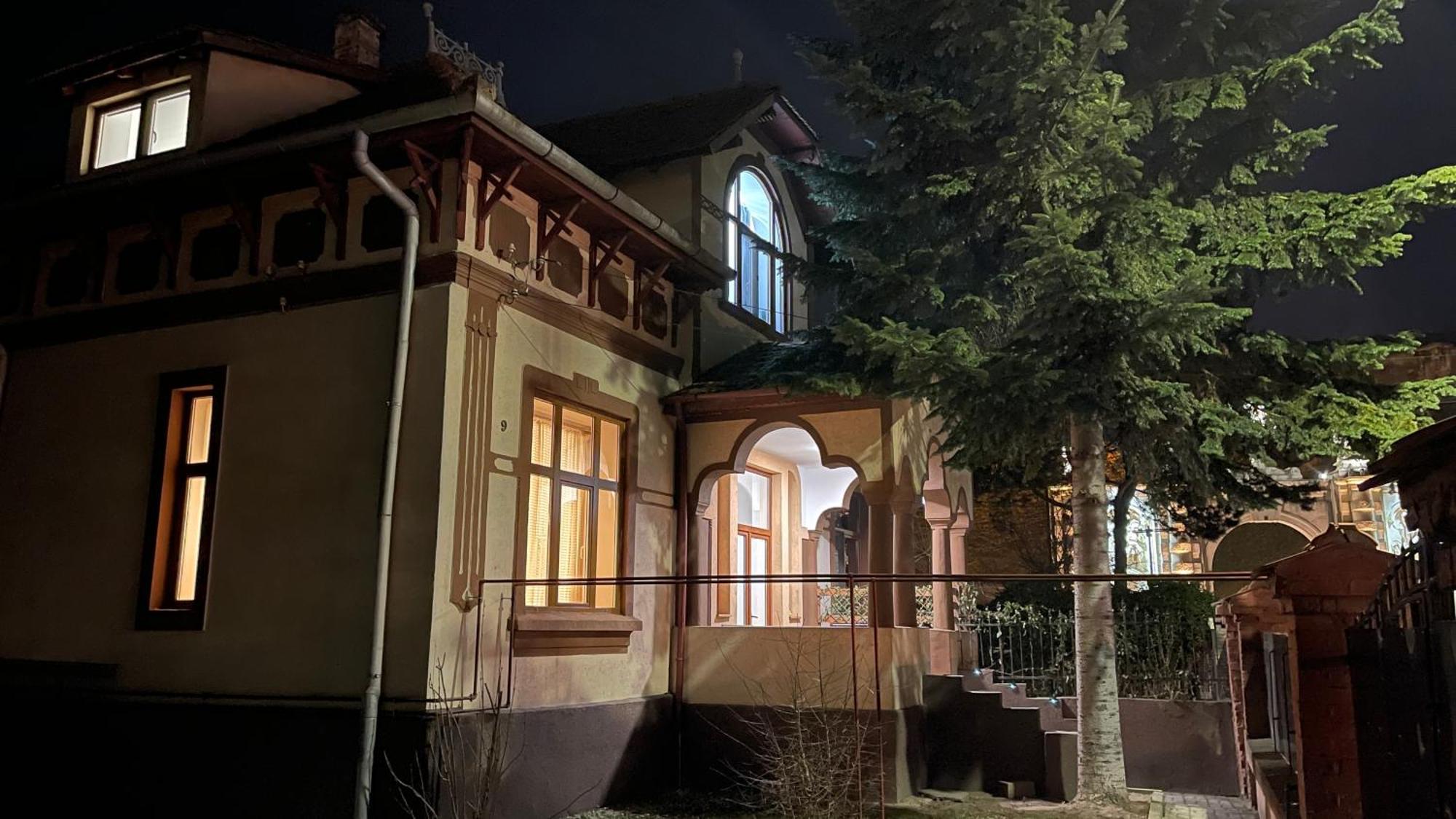 La Poarta Cetatii Alba Iulia